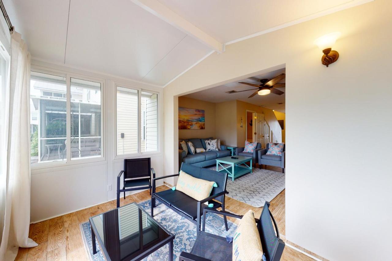 Summer Lake Townhomes 2 デスティン エクステリア 写真
