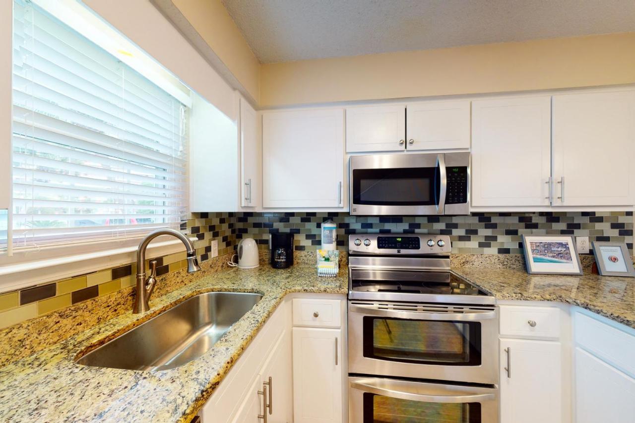 Summer Lake Townhomes 2 デスティン エクステリア 写真