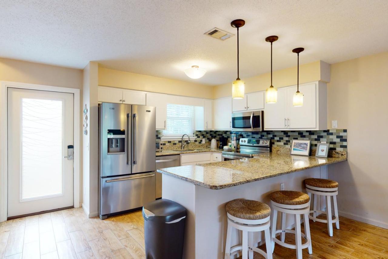 Summer Lake Townhomes 2 デスティン エクステリア 写真